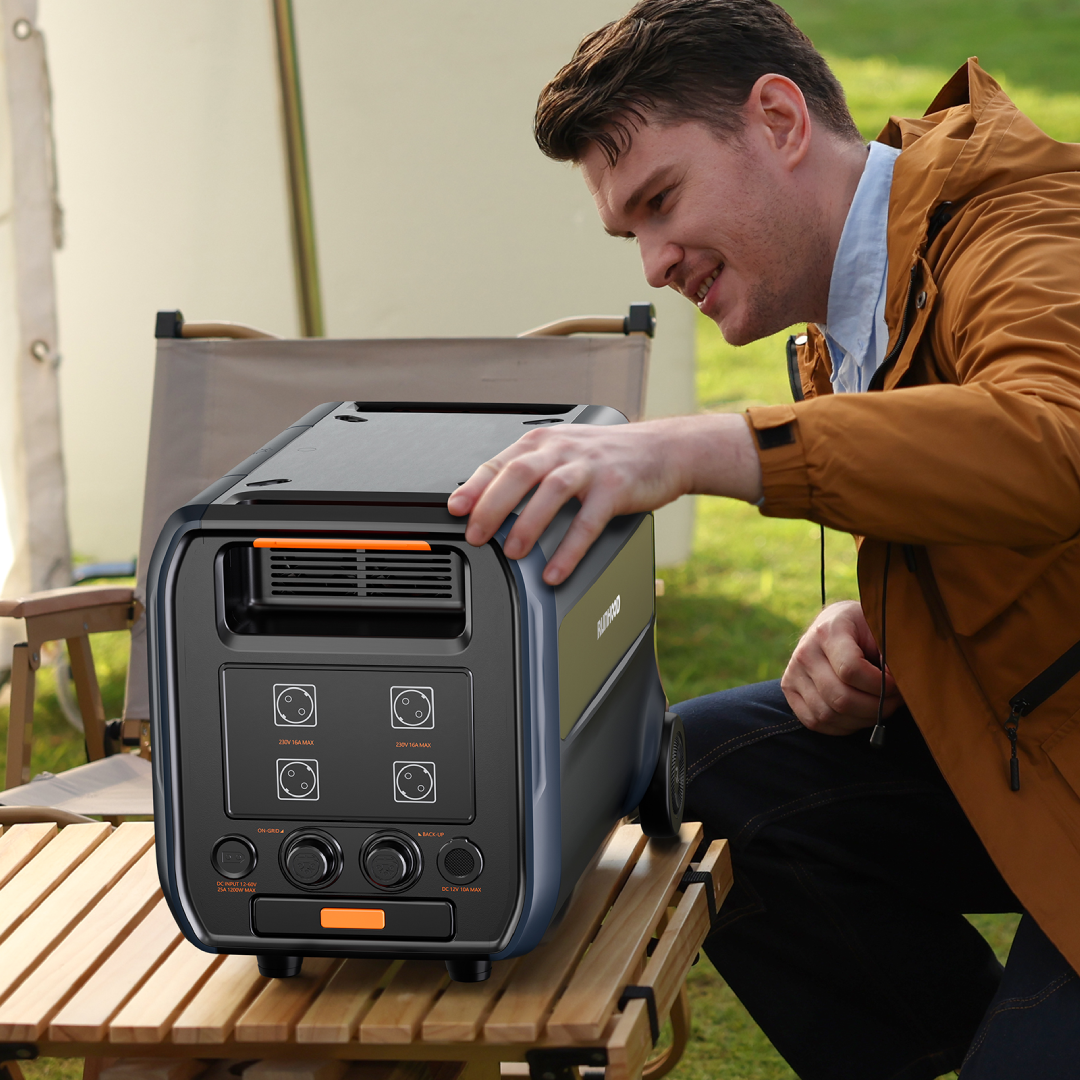 Domestique Solaire RUNHOOD – 2,4 kWh + 400 W solaire