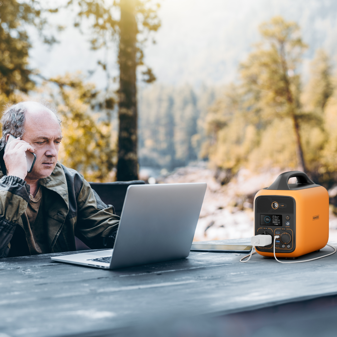 Station d'alimentation portable 600W avec batteries échangeables à chaud